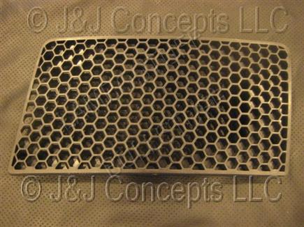 RIGHT SIDE GALLARDO GRILL