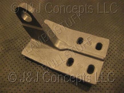 BRACKET FOR AIR INTAKE MOVEMENT
