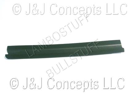 WINDOW GUIDE SEAL BOTTOM,FRONT RH