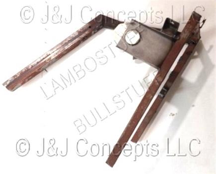 LEFT FRONT CHASSIS PART