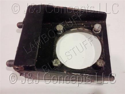 muffler rear support USED SOLD AS IS - NONREFUNDABLE