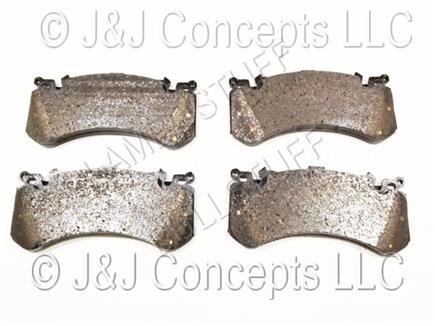 FRONT BRAKE PAD SET 
