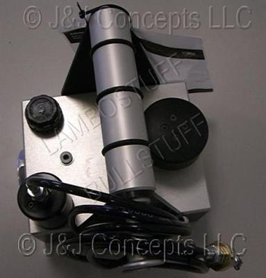 TOOL FOR INTRODUCING OIL INTO E-GEAR HYDRAULIC UNIT