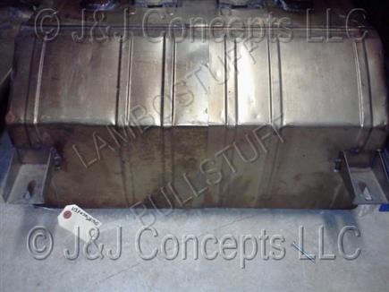 REAR MUFFLER ASSEMBLY USED SOLD AS IS - NONREFUNDABLE