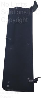 GLOVE COMPARTMENT COVERED 